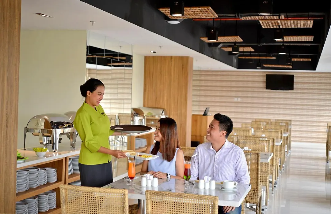 Whiz Prime Hotel Basuki Rahmat Malang-1